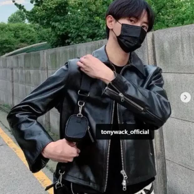 토니웩 카프레더 (m)