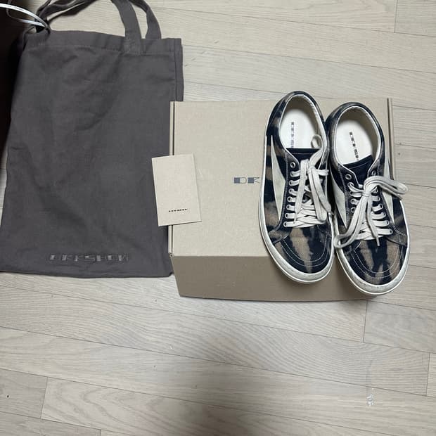 릭오웬스 반스 41.5