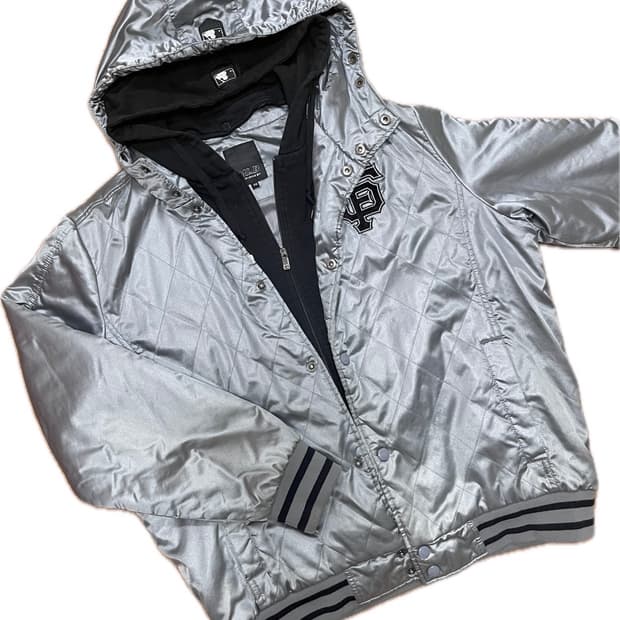 MLB 바시티자켓 후드탈부착 가능 