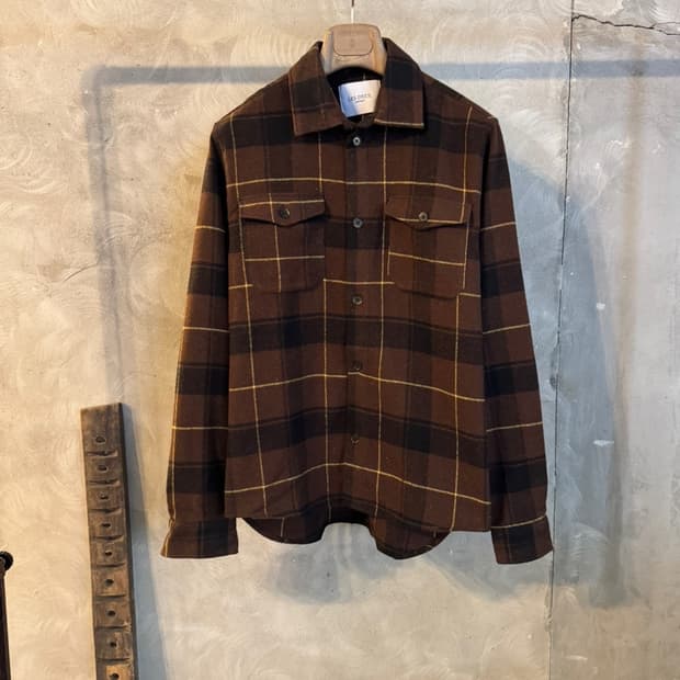 레 듀스 아웃도어 셔츠 100