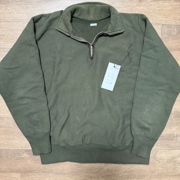 [4] 아프레쎄 하프집업 스웻셔츠