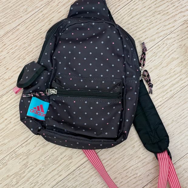 아디다스 별 도트 슬링백