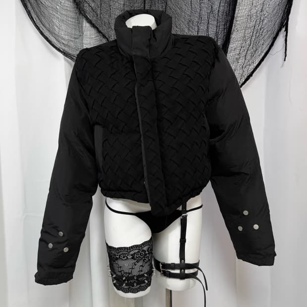 black detail padding