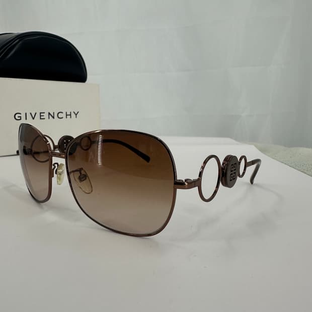 [새상품 무료배송] 정품 지방시 Made in Italy 선글라스