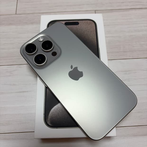 아이폰15 프로 128GB s급 판매합니다