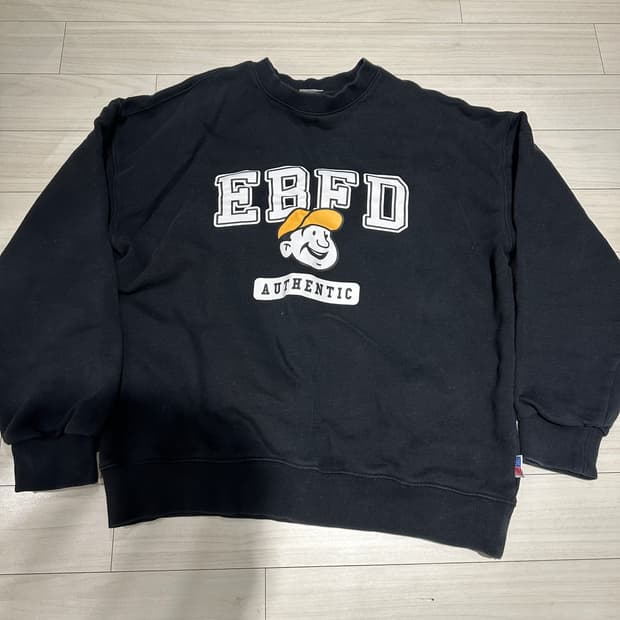 이벳필드 맨투맨 L