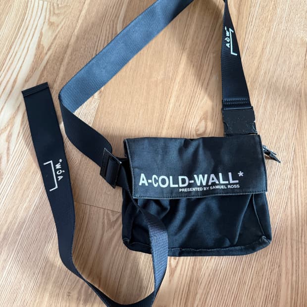 A Cold Wall 어콜드월 가방