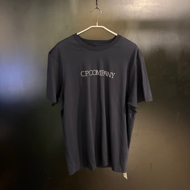 C.P.컴퍼니 로고 반팔티