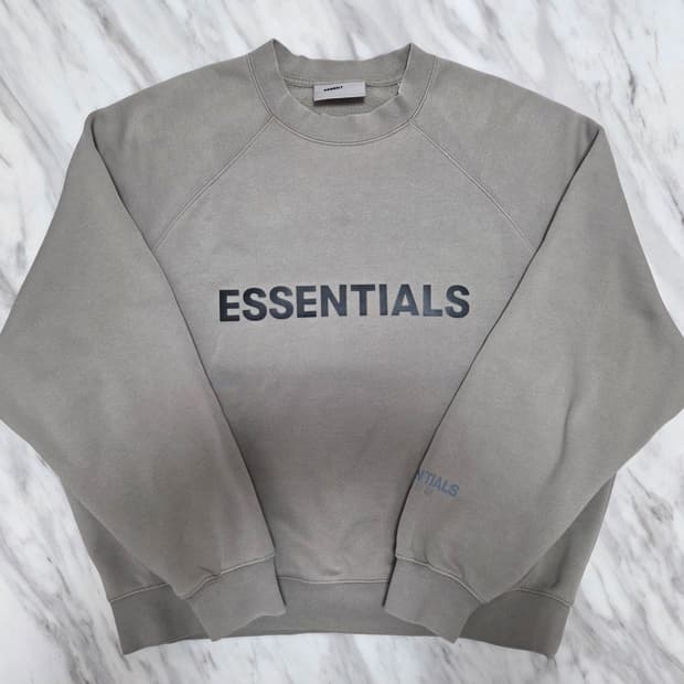 피오갓에센셜 크루넥 스웻셔츠