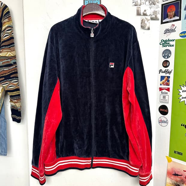 휠라 클래식 벨벳 트레이닝 집업