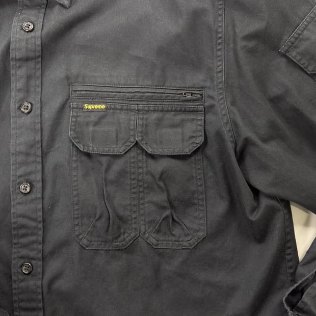 슈프림 테크니컬셔츠 m