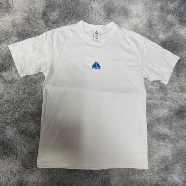 나이키 ACG 자수로고 반팔티 S사이즈