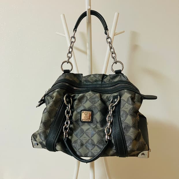 MCM 엠씨엠 00s 체인 숄더백 y2k가방 오네갸루 라떼갸루