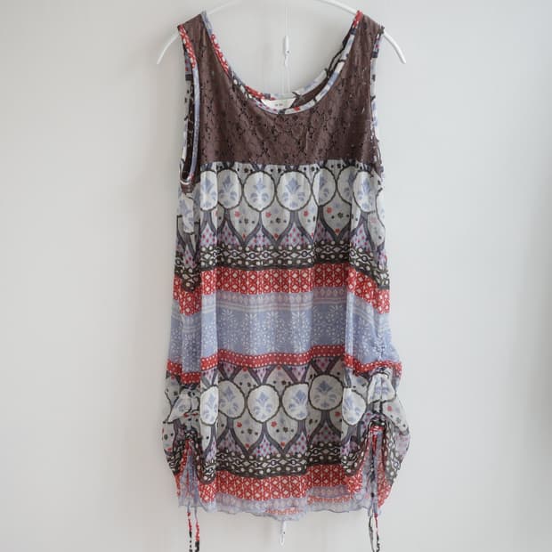 Boho geometric shirred sleeveless top