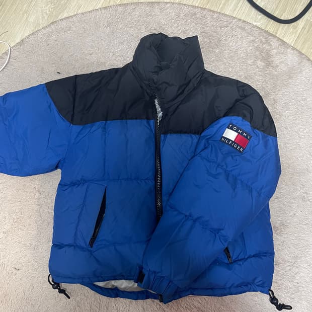 타미힐피거 올드스쿨 패딩