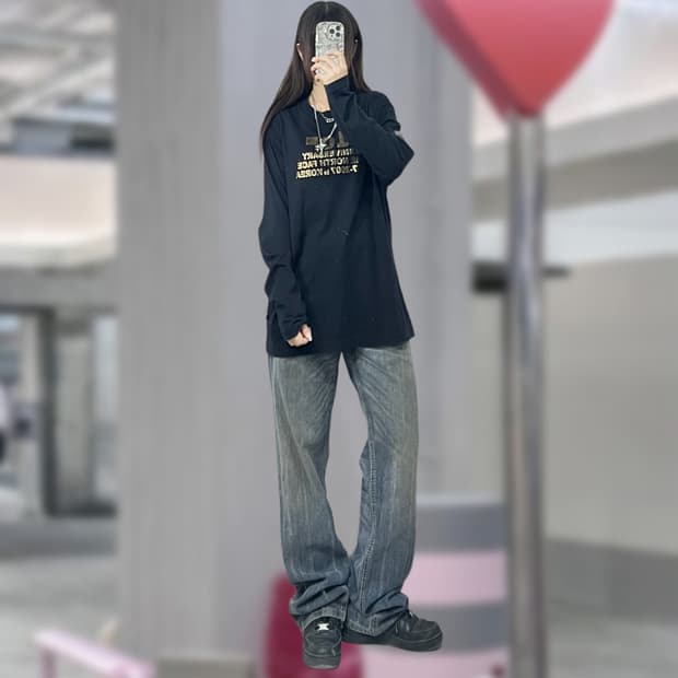 노스페이스 골드 레터링 롱슬리브 