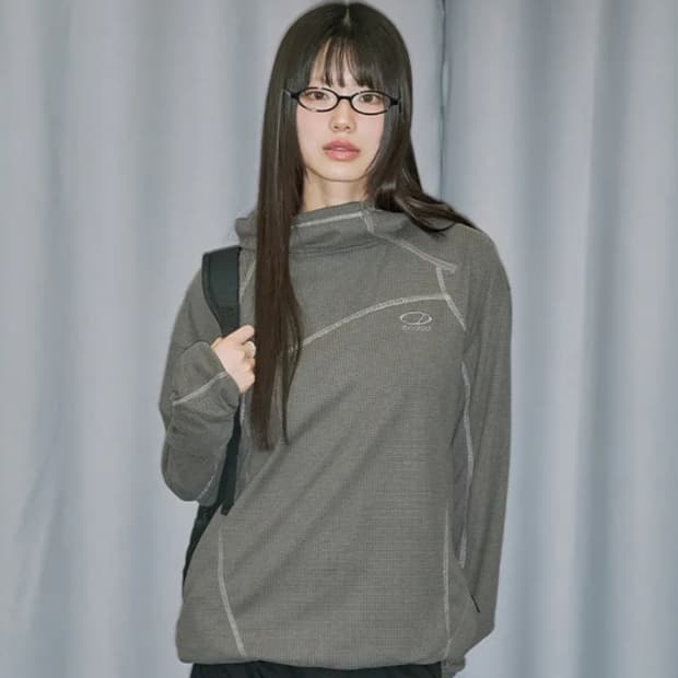 오드스튜디오 와플 스티치 후드 티셔츠