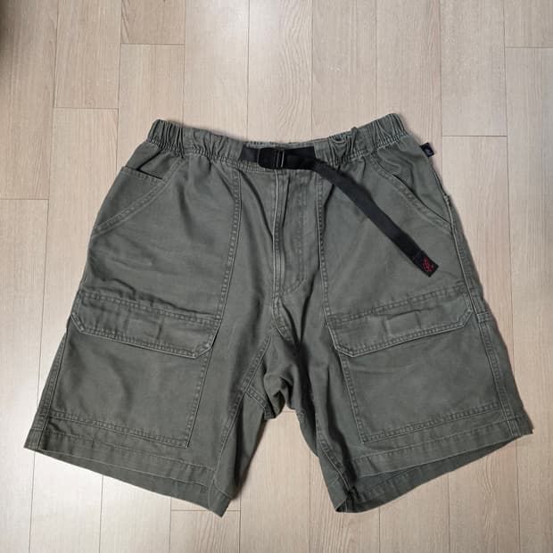 그라미치 캔버스 eqt 쇼츠 L