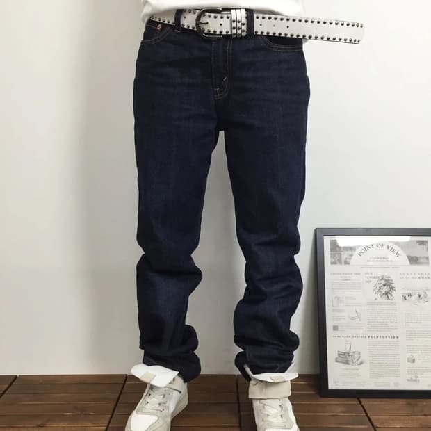 00s Levi’s 508 Dark Straight Jeans