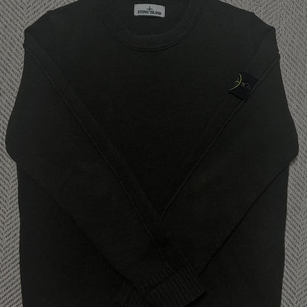 스톤아일랜드 울 니트