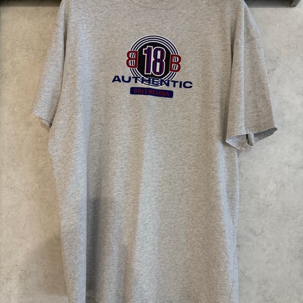 발렌시아가 BB 18B 어센틱 프린트 티셔츠
