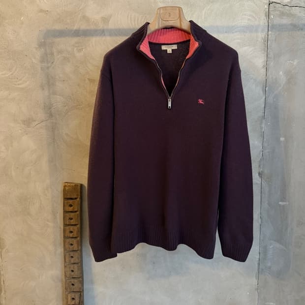 버버리 짚업 니트 100