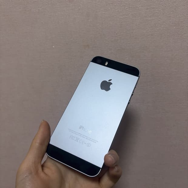 아이폰 5S 스페이스 그레이 32GB 일본 순정