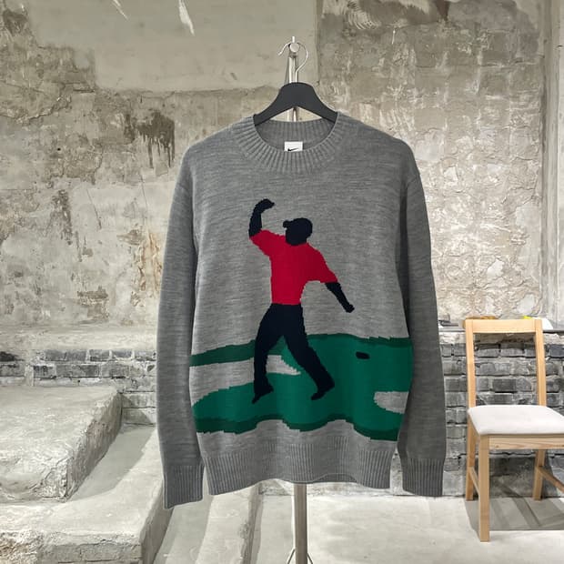 나이키 멜란지 그레이 타이거 우즈 크루넥 스웨터