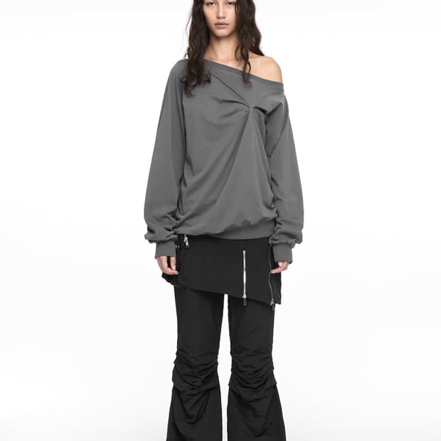 나체 PINCHED LONG SLEEVE CHARCOAL