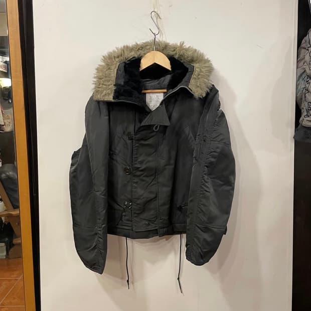 알파인더스트리 리메이크 크롭봄버 S