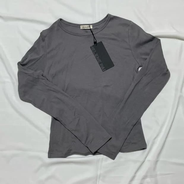 헬레네파리스 올데이 라운드 티셔츠 그레이 긴팔