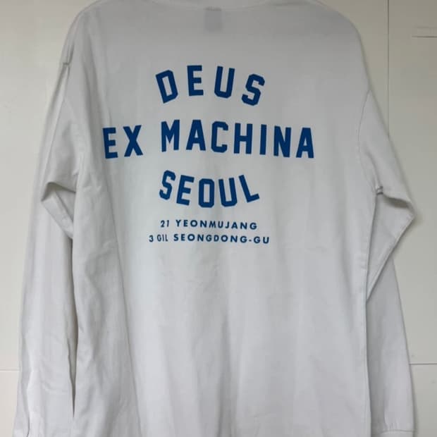 데우스 엑스 마키나 서울 성수 L 화이트 롱슬리브