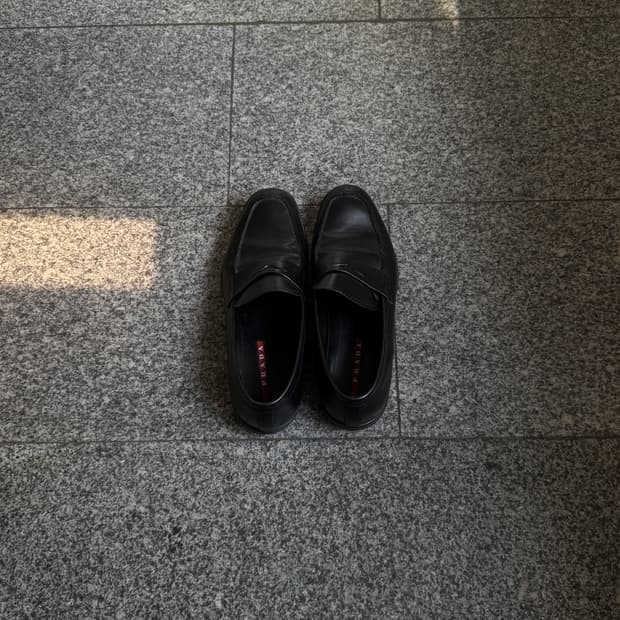 프라다 스포츠 로퍼 스퀘어토