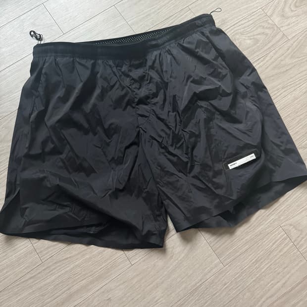 SATISFY 세티스파이 테크실크 5 반바지