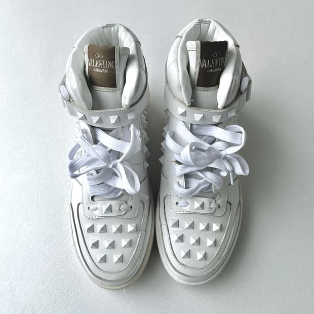 Valentino 발렌티노 가라바니 락 스터드 하이탑 화이트 