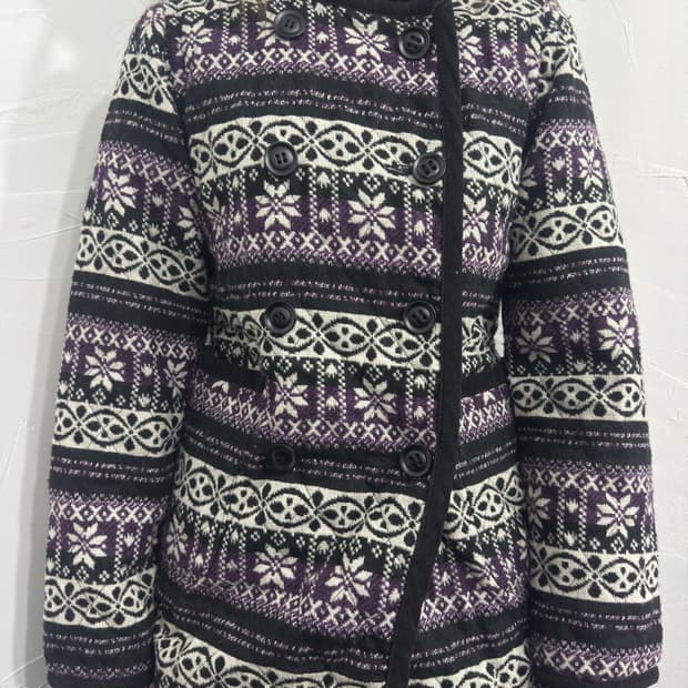 reversible twobutton hood jacket