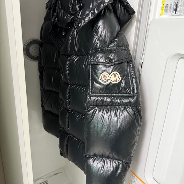 몽클레어 마야 70주년 한정판 블랙 3사이즈(L) 