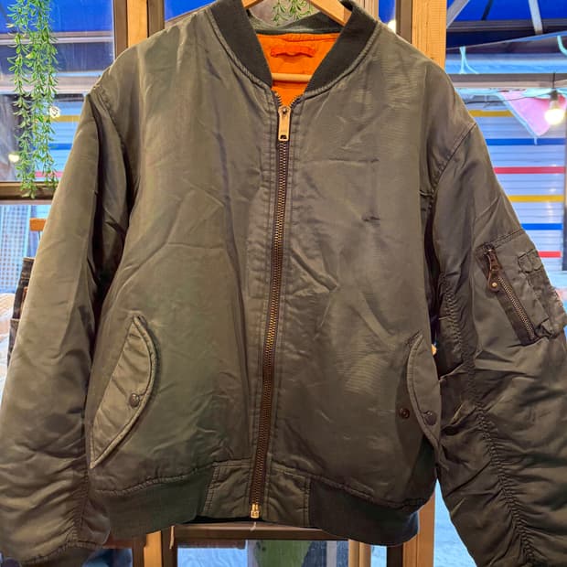 AVIREX ma-1 항공점퍼