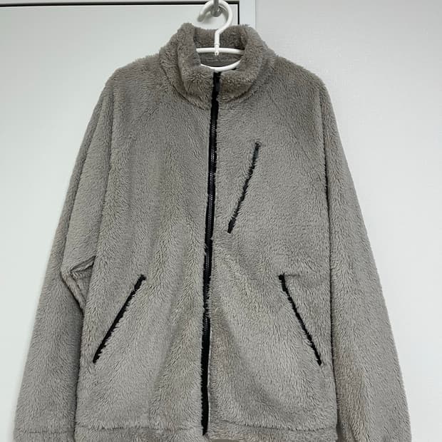 유니클로 니들스 후리스 베이지 L