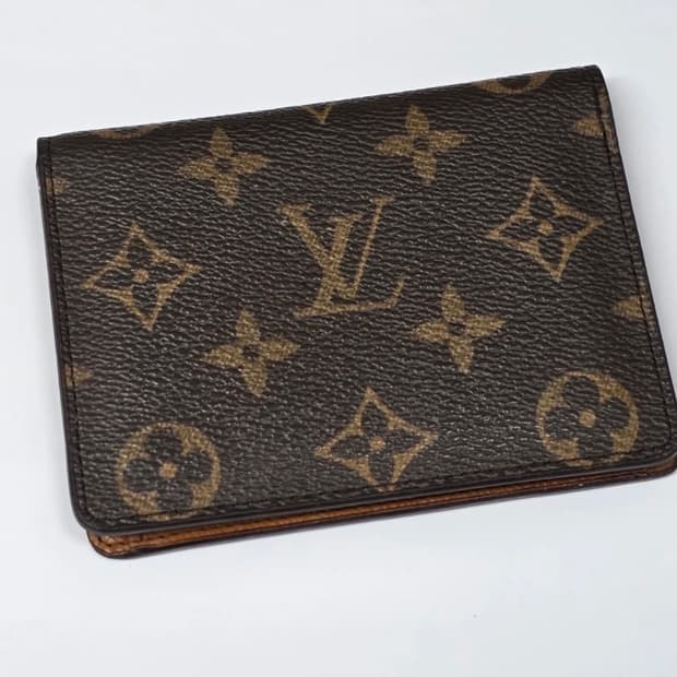 루이비통 모노그램 카드지갑