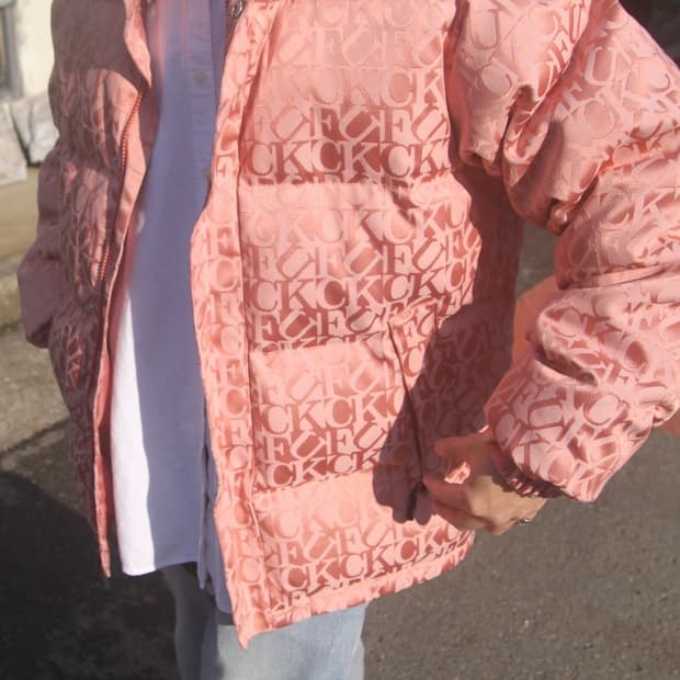 슈프림 17FW fvck 자카드 다은 푸퍼 패딩 M