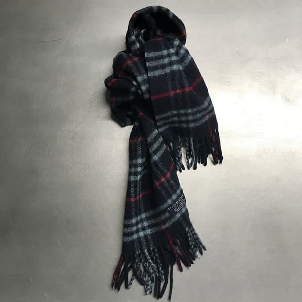 버버리 정품 램스울 머플러 네이비