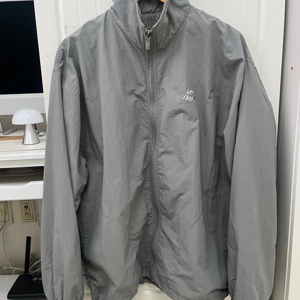 멧블랙 짐웨어 헬스 나일론 바람막이 자켓