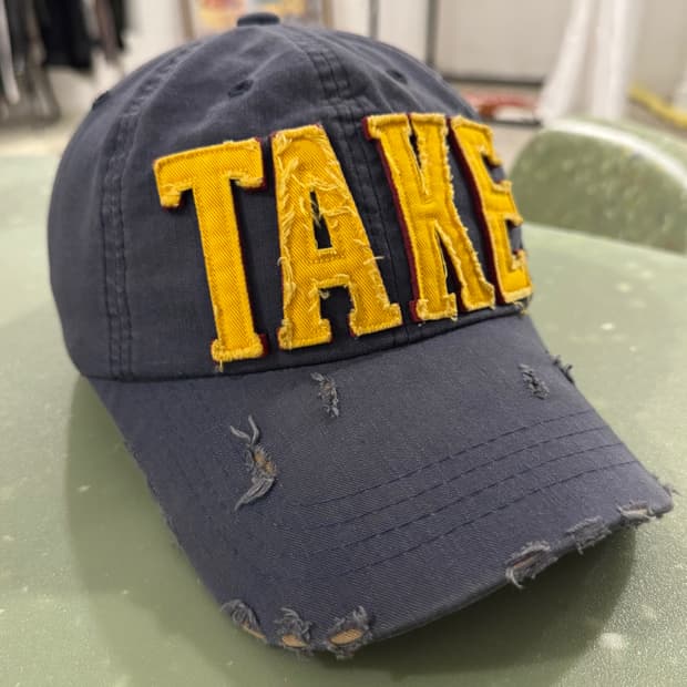 VINTAGE HAT
