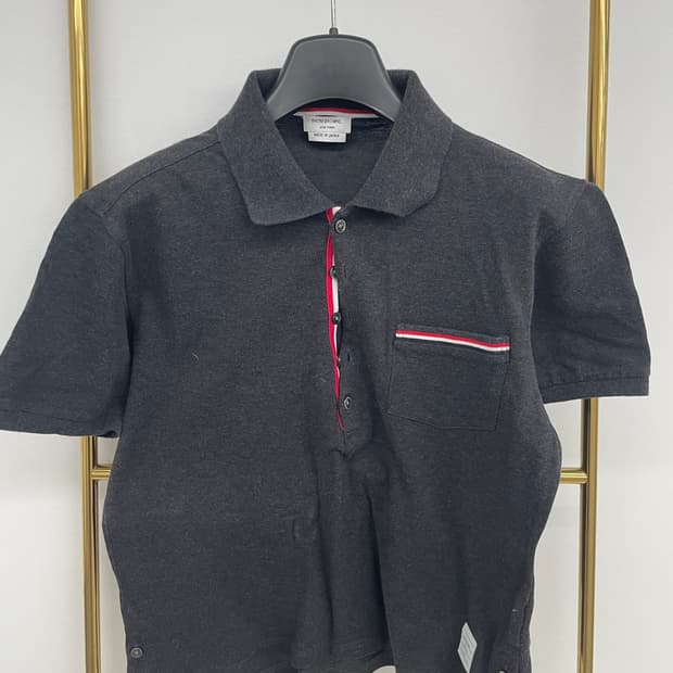 톰브라운 반팔 티셔츠 그레이