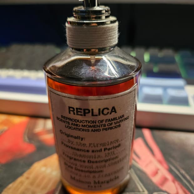 마르지엘라 바이 더 파이어 플레이스 100ml