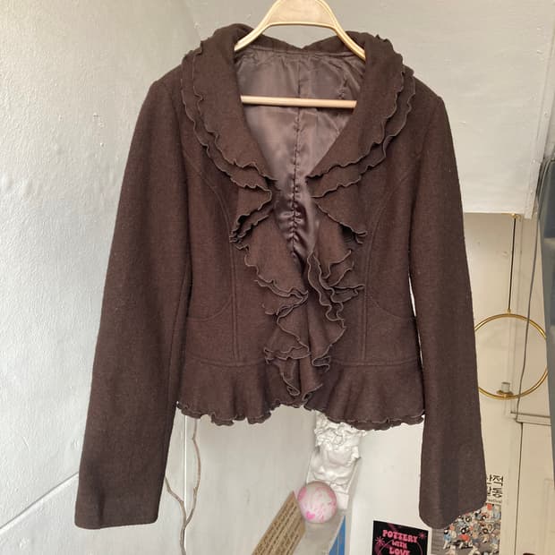 에스닉 브라운 러플 자켓
