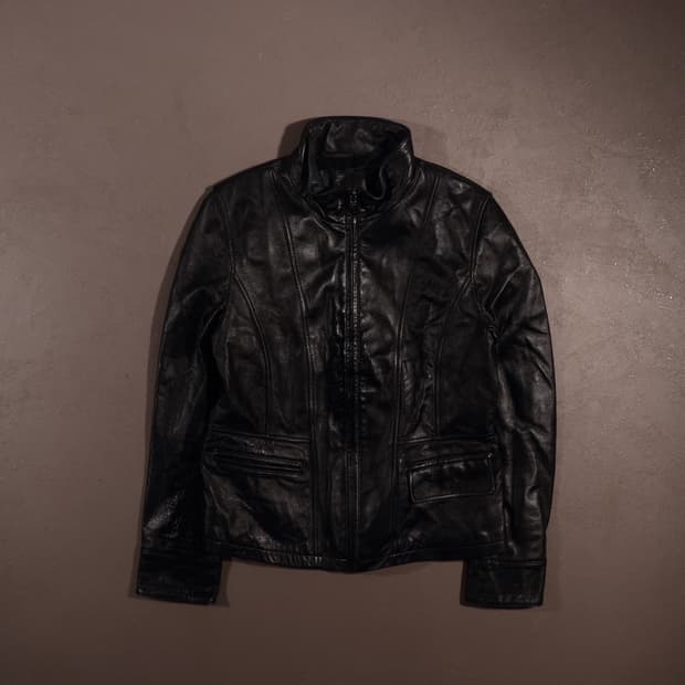 VINTAGE LEATHER
