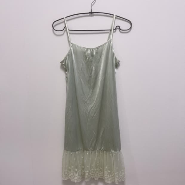 earth music&ecology 슬리브리스 원피스