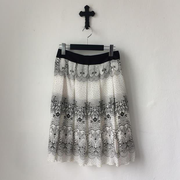 Pattern point pleats midi skirt